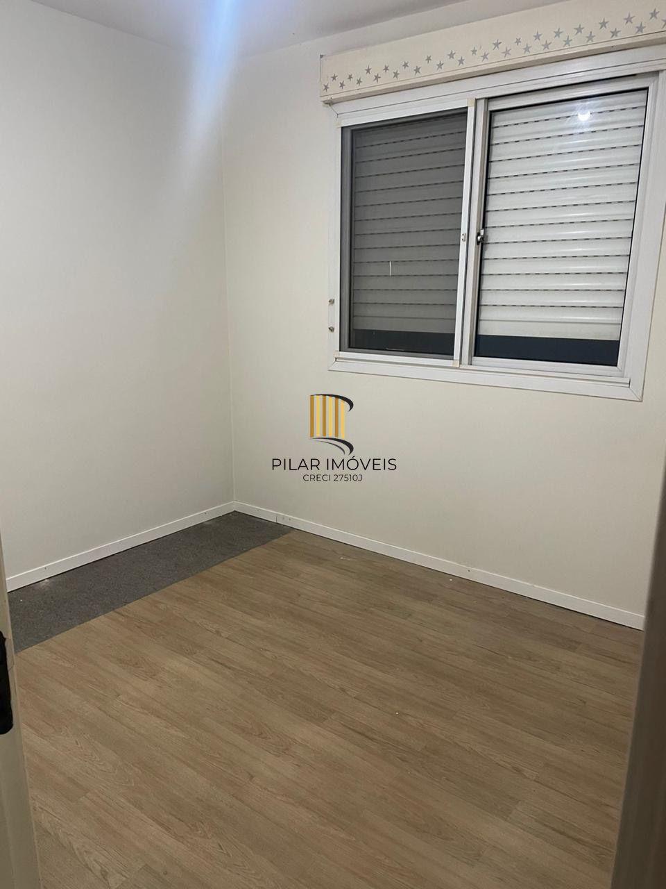 Apartamento de 2 quartos Humaitá Quarto andar com cozinha
