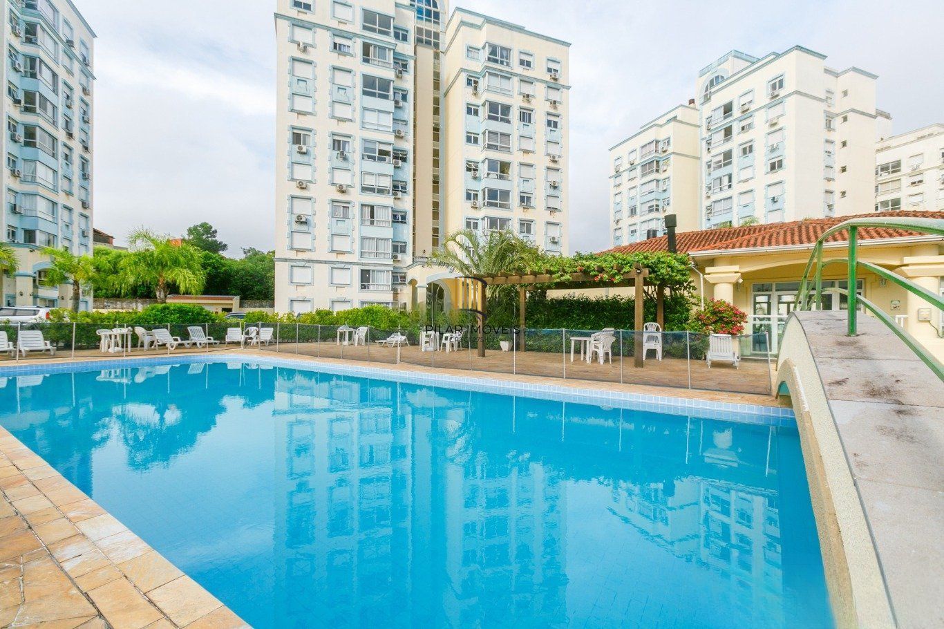 Cobertura 3 Dormitórios com 2 Vagas e Infraestrutura Completa no Cavalhada