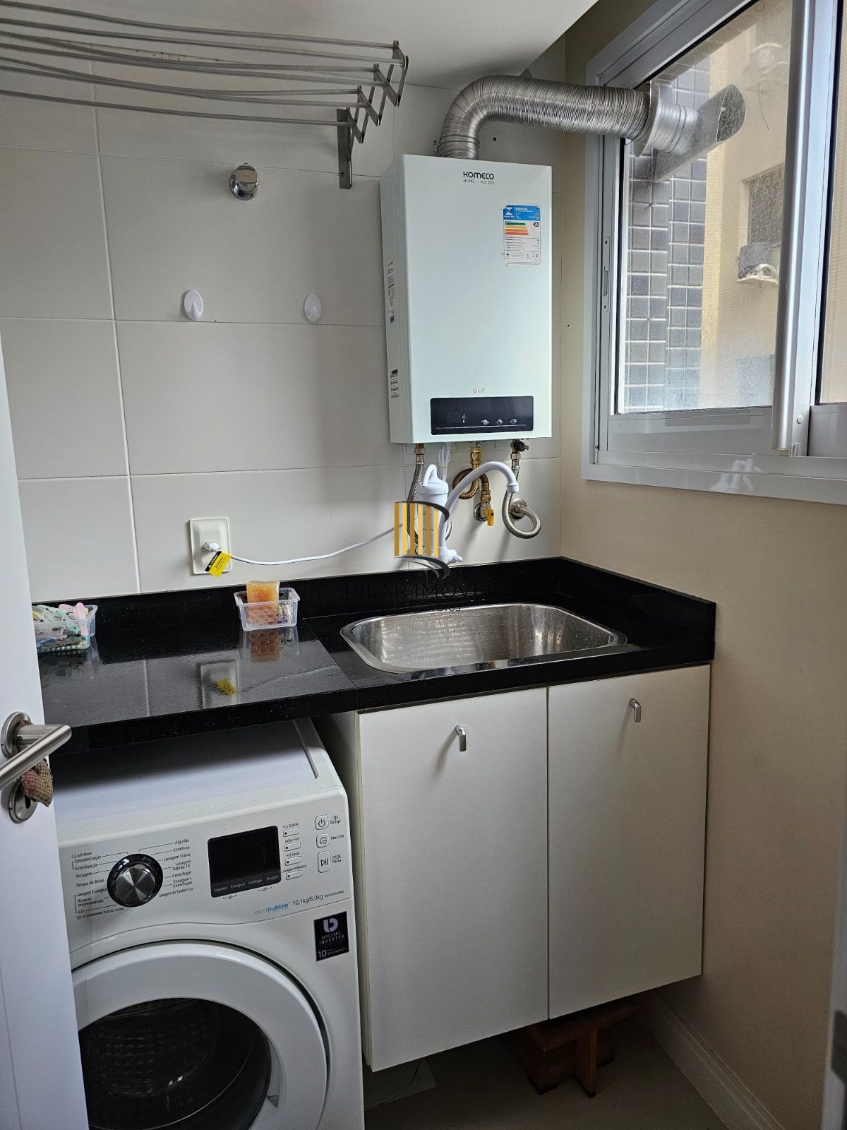 Apartamento 2 quartos com 1 vaga escriturada, Piscinas, Capão da Canoa.