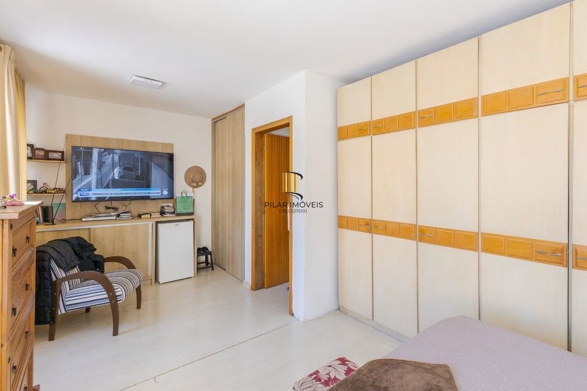 Apartamento Amplo no Rio Branco com 3 Dormitórios Próximo à UFRGS