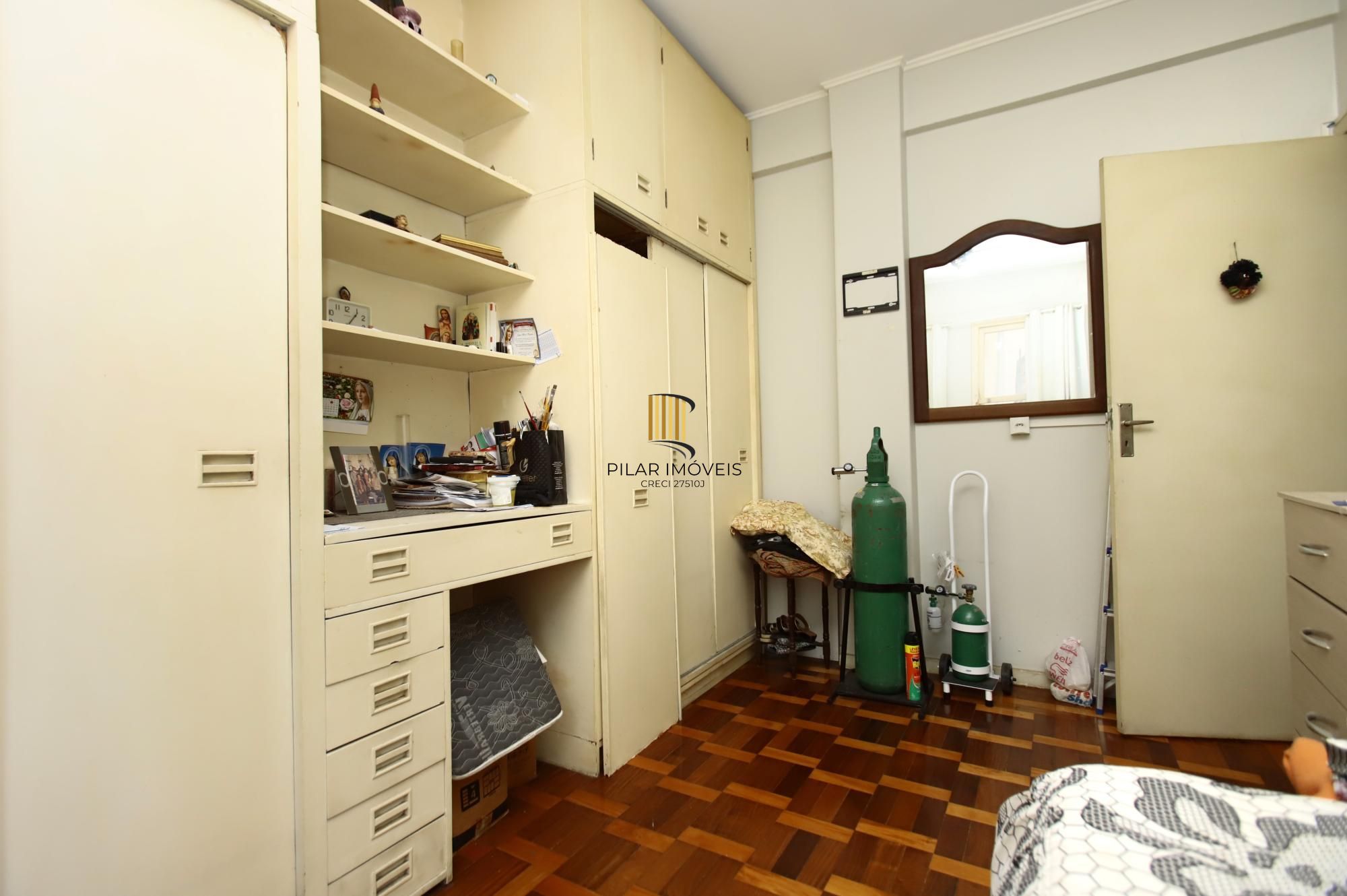 Apartamento 3 quartos com elevador no centro de Porto Alegre para Comprar