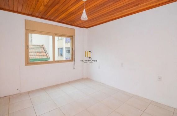 Apartamento com 3 quartos em prédio com elevador no Bairro Cidade Baixa