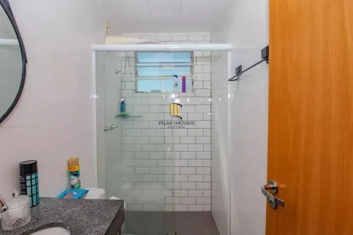 Apartamento 2 Dorm com Elevador e Vaga na Protásio Alves