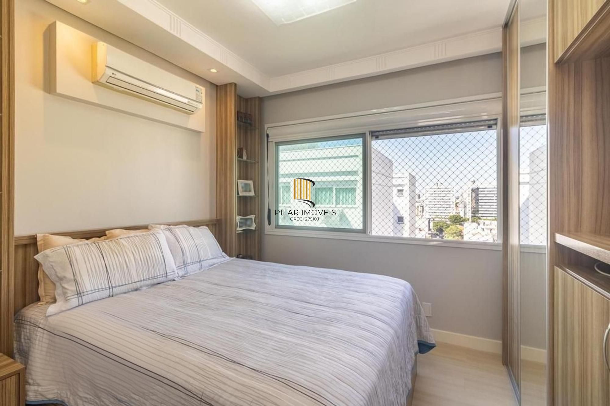 Apartamento 3 quartos, 3 suítes, elevador e 3 vagas bairro Passo da Areia.