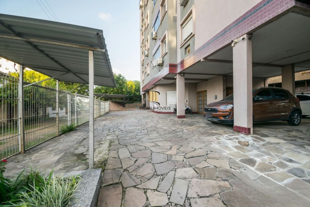 Cobertura 2 Dormitórios com Elevador, Terraço e Churrasqueira no Sarandi