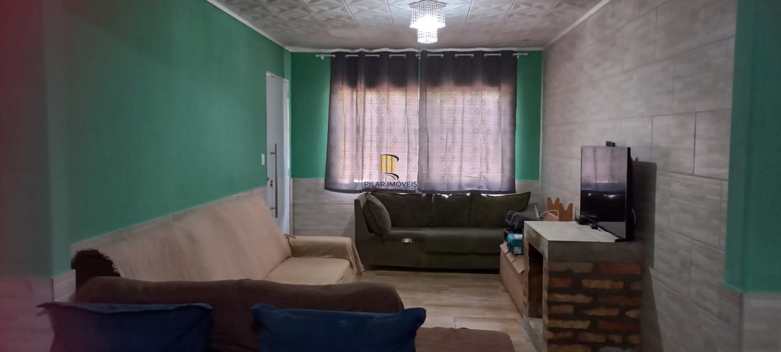 Casa com 4 dormitórios em Viamão