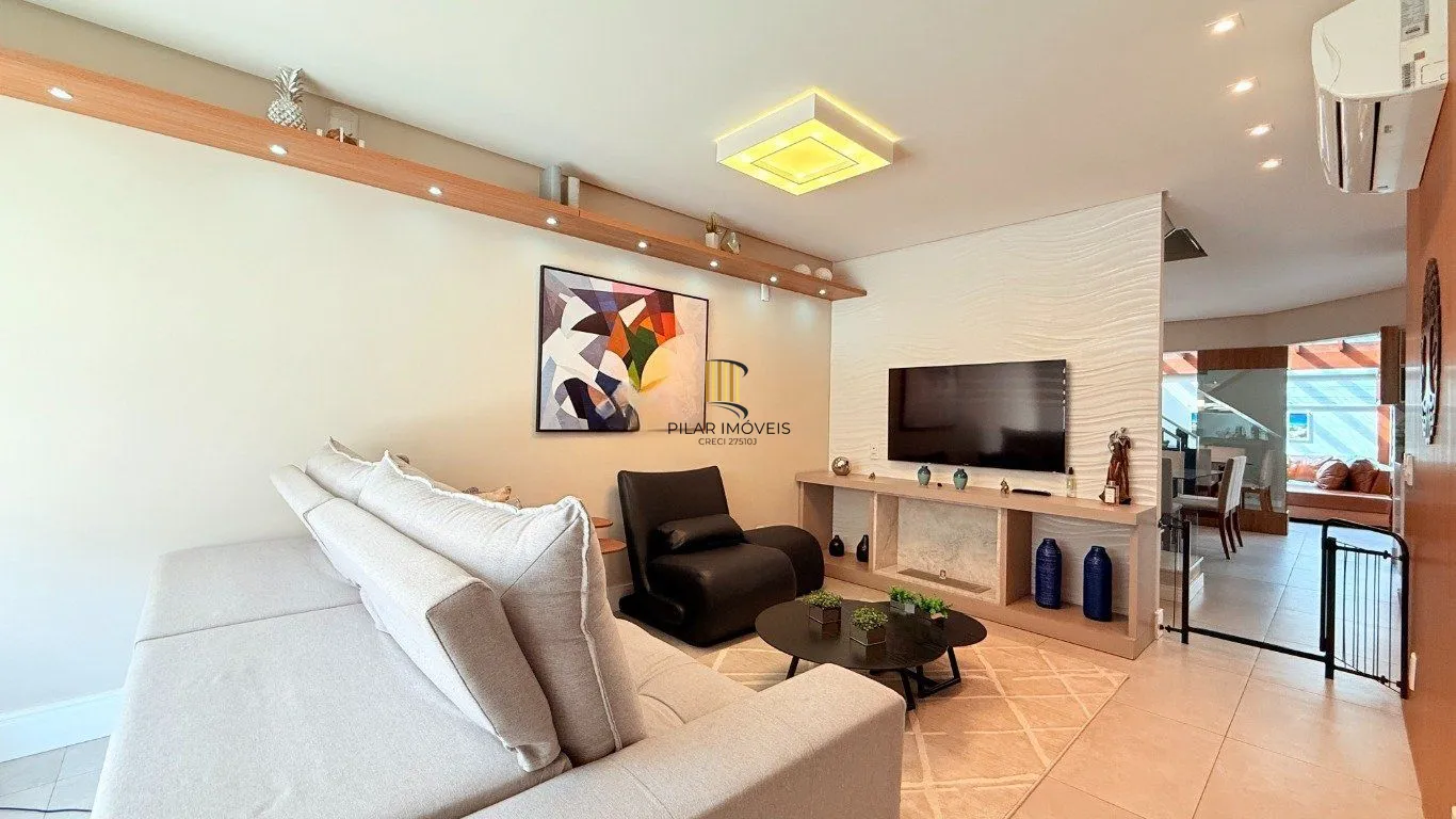 Casa em condomínio 3 dormitórios, 1suíte, 2 vagas, 186m² privativos no Ecoville.