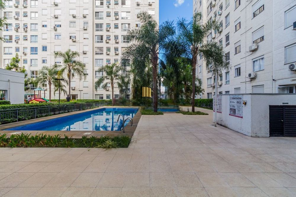 Apartamento 2 dormitórios, 1 suíte, 1 vaga e churrasqueira na Bento Gonçalves.
