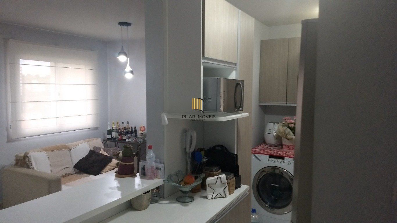Apartamento com 3 quartos, vaga de garagem e elevador No Bairro Morro Santana