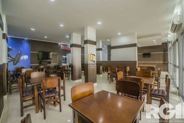 Apartamento de 3 quartos,suíte,elevador e 1 vaga no bairro Vila Ipiranga.