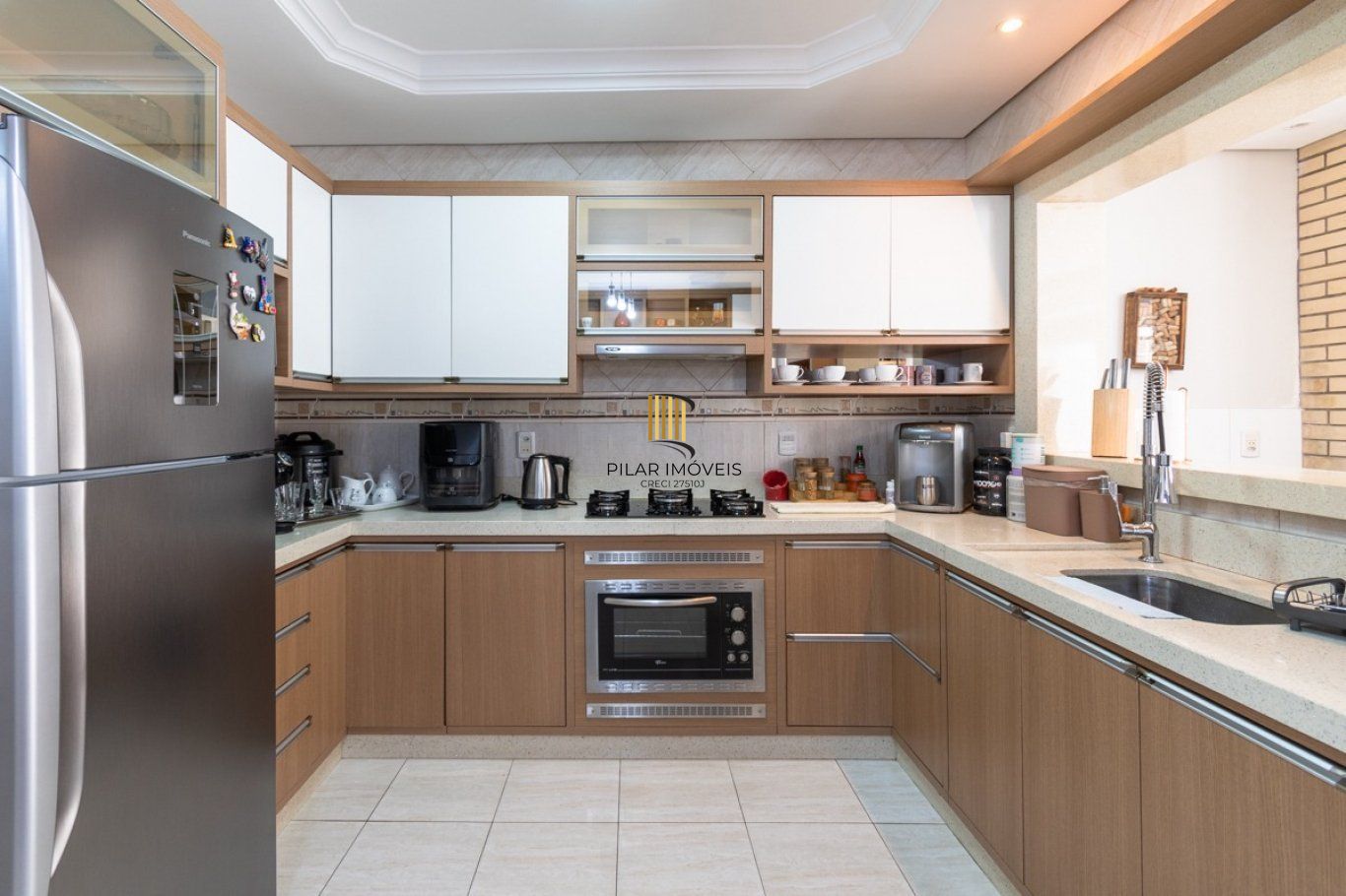 Casa Sobrado 3 dormitórios com suíte, piscina e sótão no Ecoville