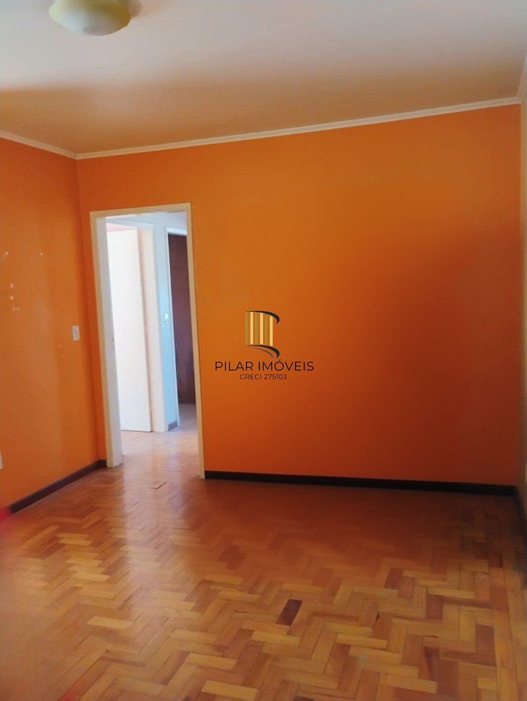 Apartamento com 3 quartos e 2 vagas de garagem no Bairro Jardim Itu/ Planalto.