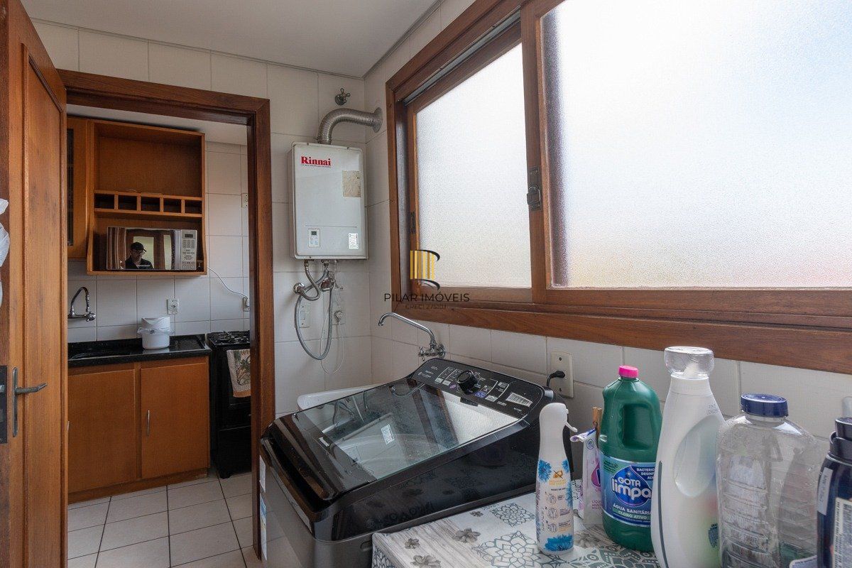 Apartamento de 3 quartos, elevador, churrasqueira, 2 vagas  no bairro Lindóia