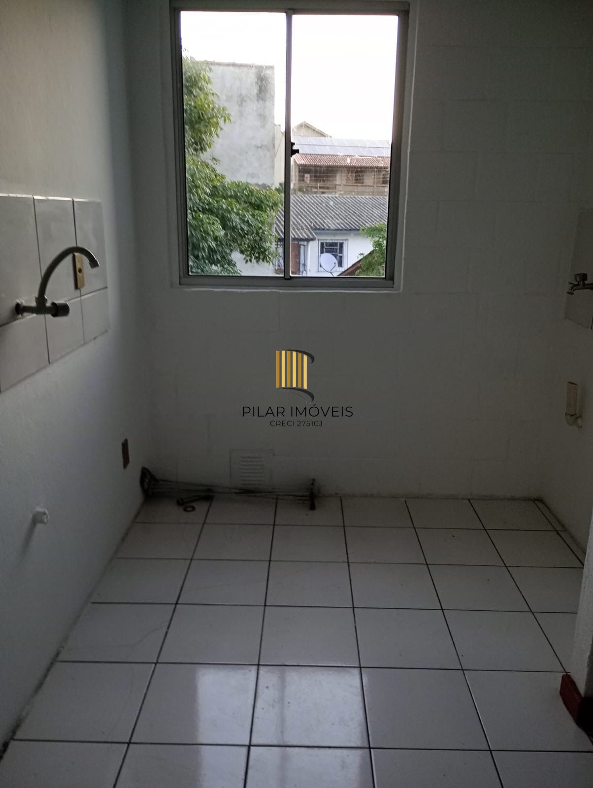 Apartamento com 2 dormitórios Vaga de garagem no Bairro Vila Nova, Porto Alegre