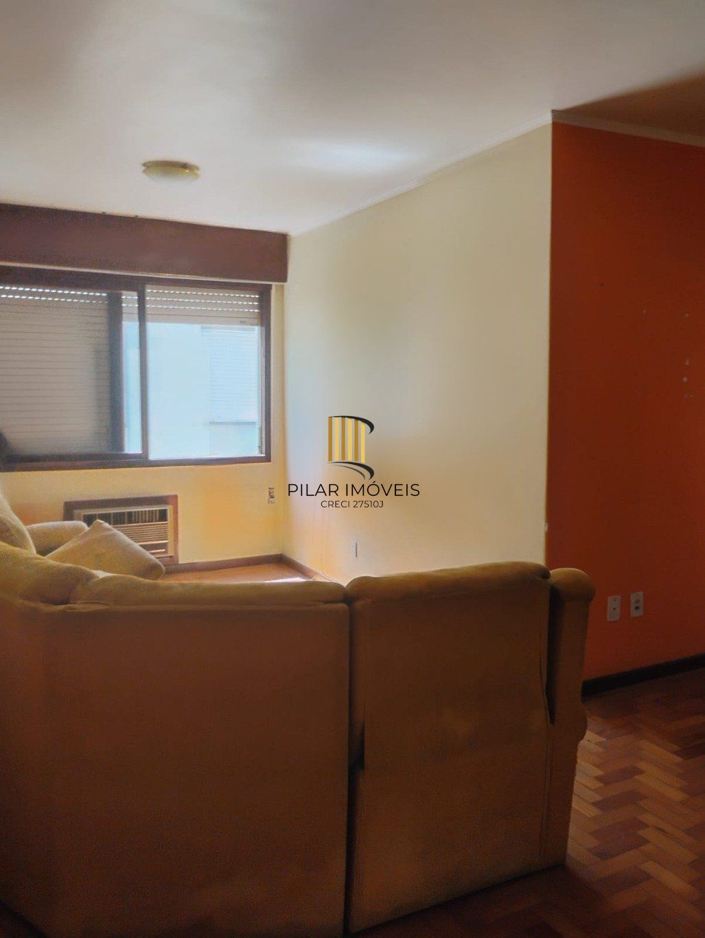 Apartamento com 3 quartos e 2 vagas de garagem no Bairro Jardim Itu/ Planalto.