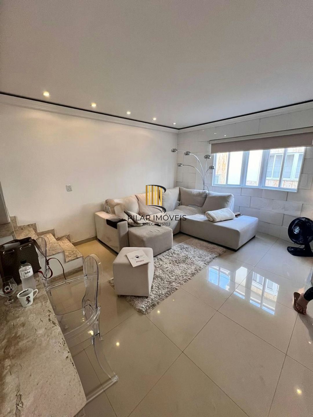 Casa em condomínio de 3 quartos no Bairro Teresópolis Porto Alegre.
