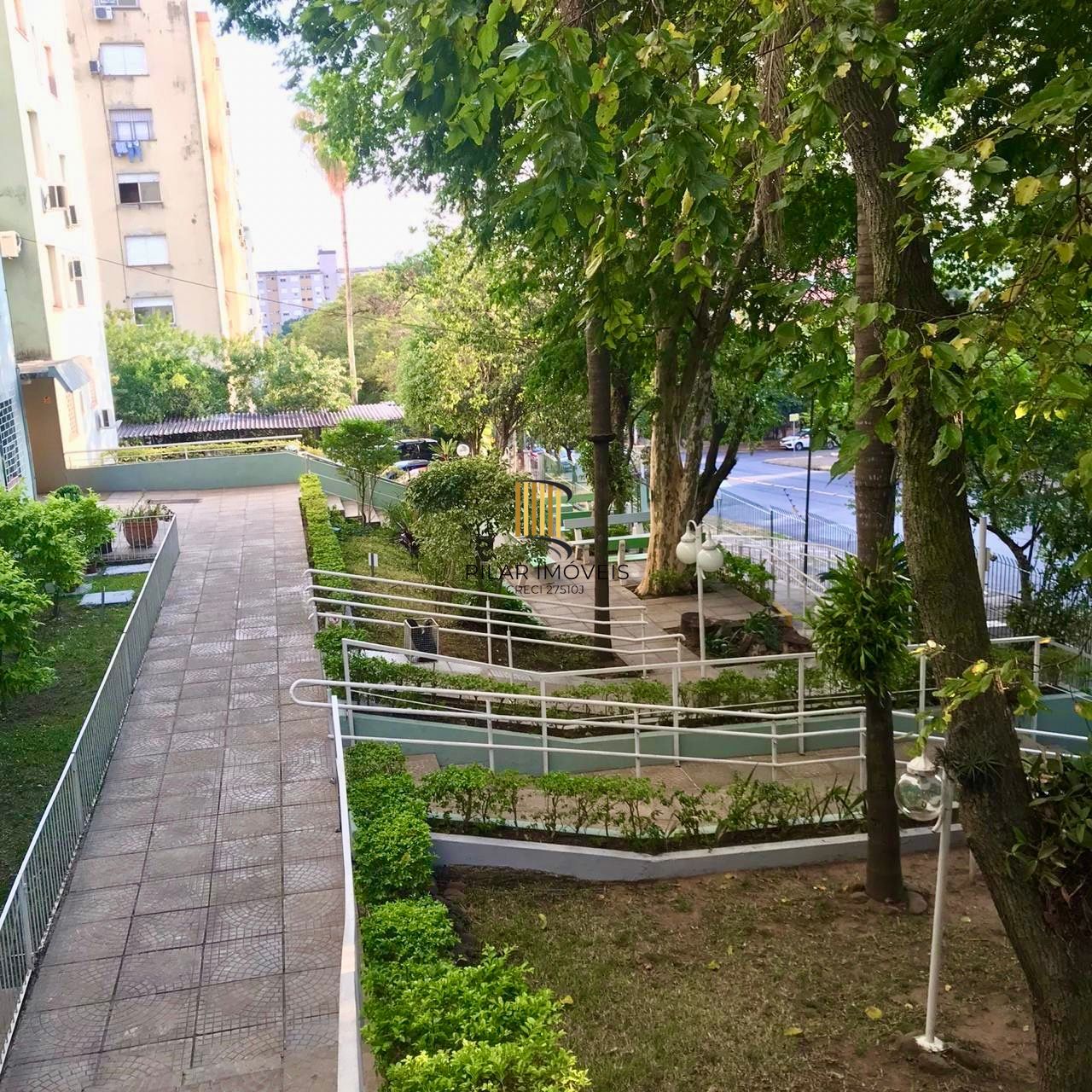 Apartamento 2 dormitório 1 vaga coberta Rua Otávio Santos da Av. Protásio Alves