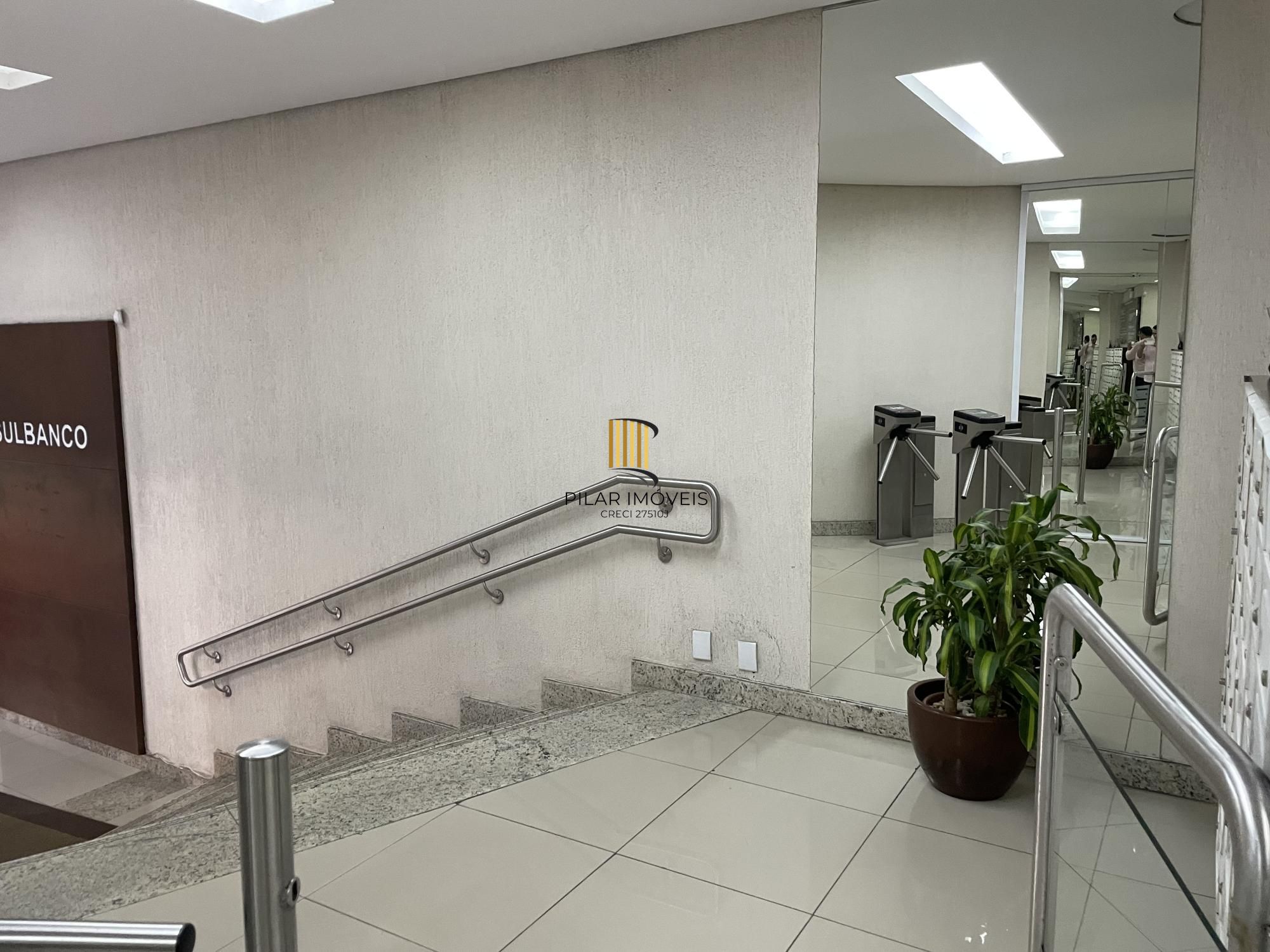 Sala comercial com 73 metros privativos no Bairro Floresta