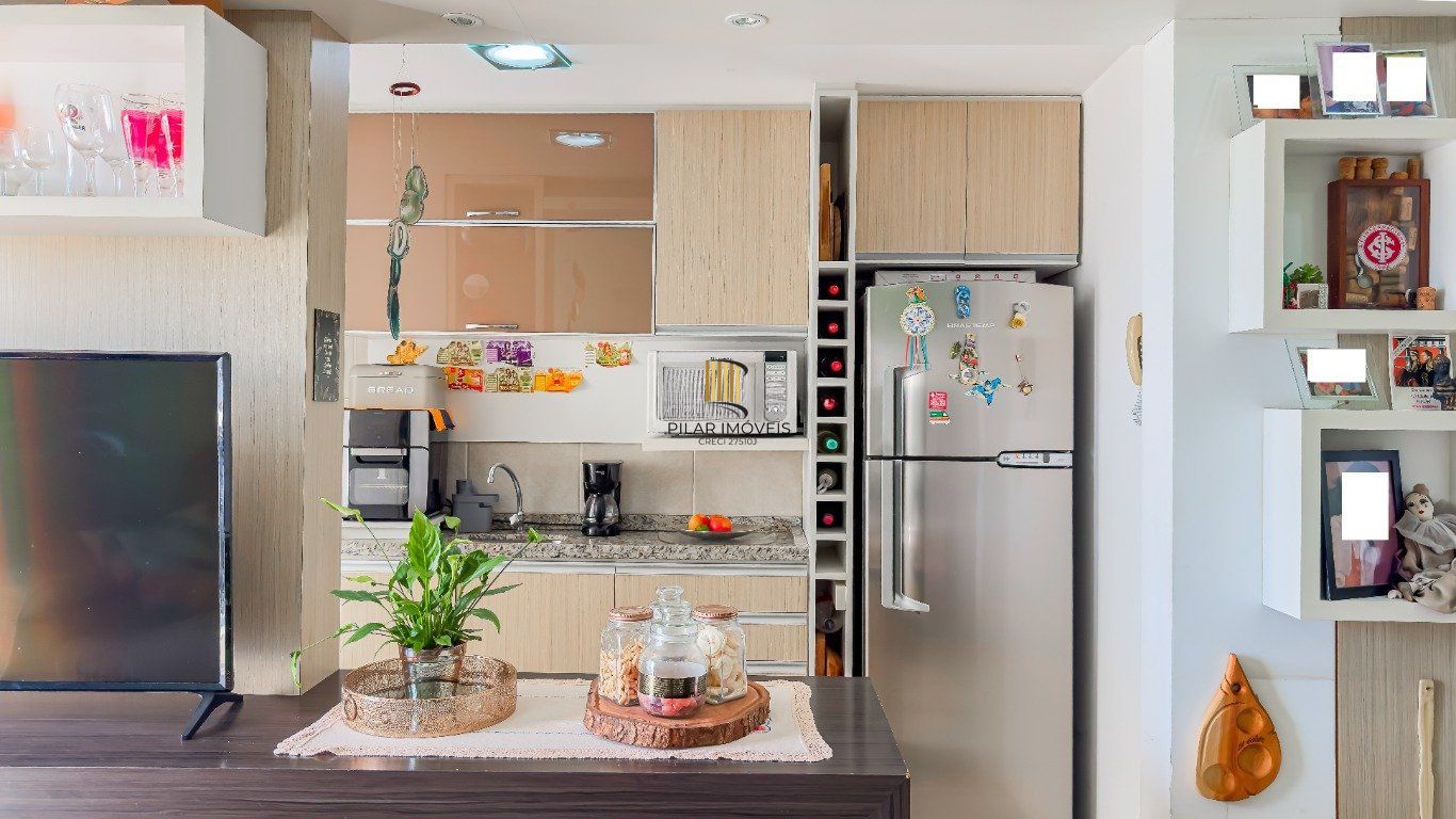 Apartamento com 2 quartos e 61m² à venda no Jardim Carvalhos em Porto Alegre.