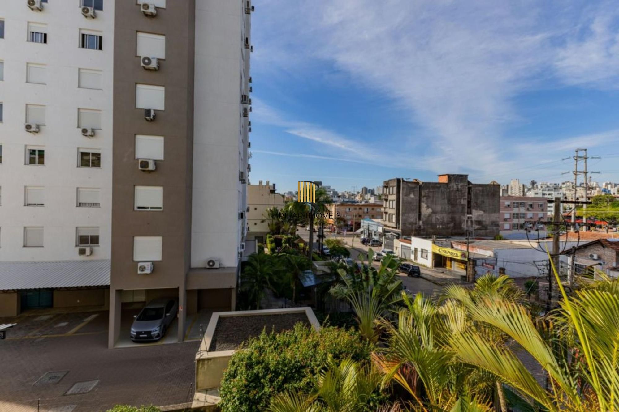 Apartamento com 2 quartos, vaga coberta e sol da manha no bairro Santana