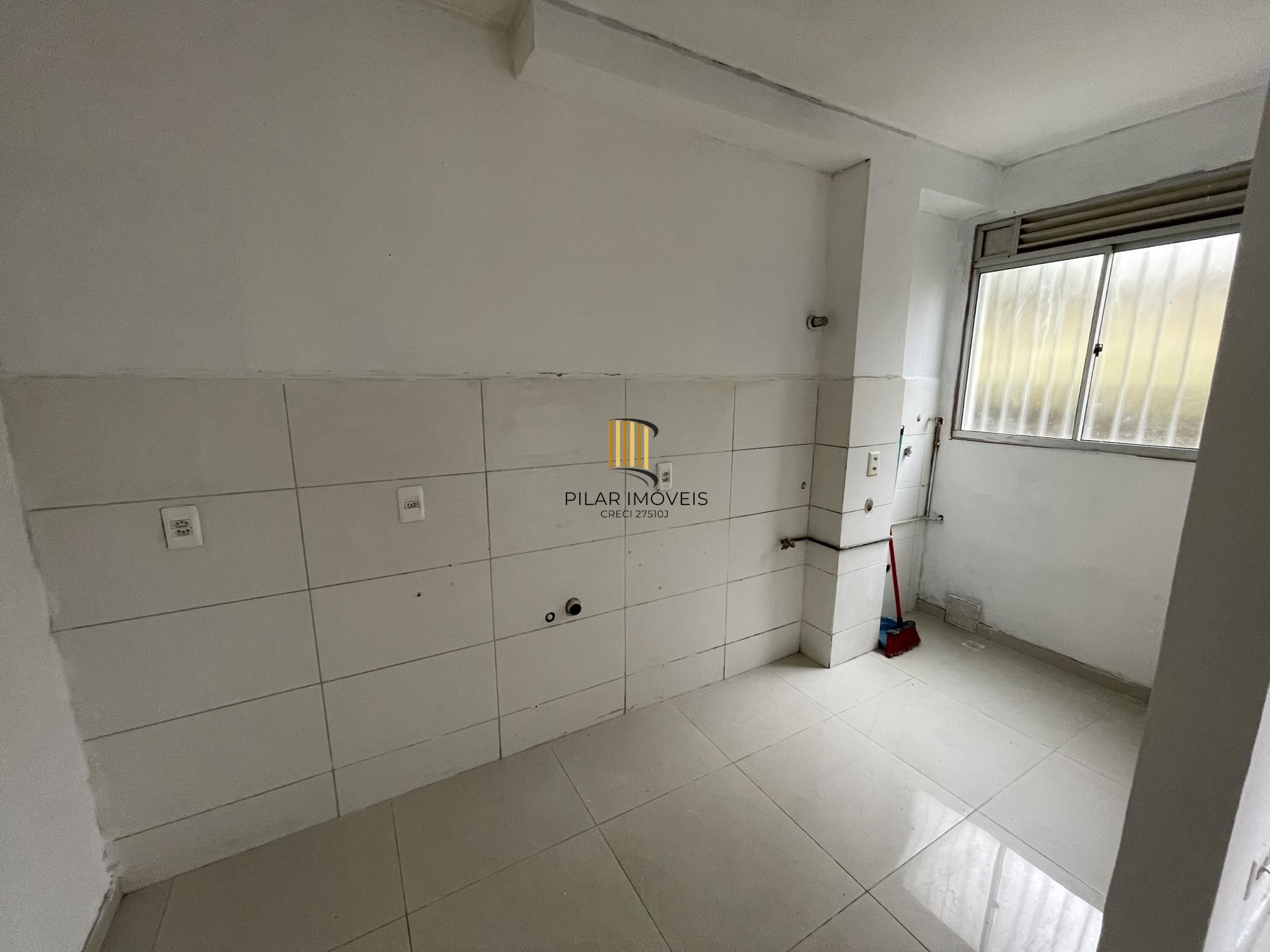 Apartamento Térreo 2 quartos em condomínio fechado com piscina e infra completa