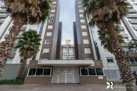 Apartamento com 3 quartos e 128m² à venda em Menino Deus, Porto Alegre. - Pilar Imóveis