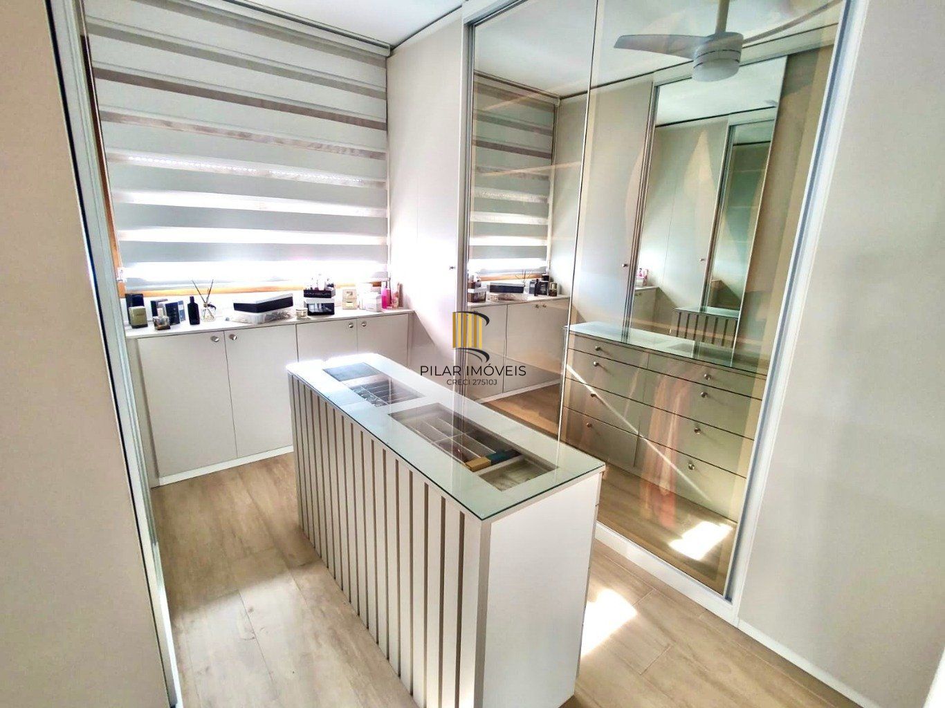 Apartamento com 3 quartos, 1 vaga de garagem com elevador em Canoas.