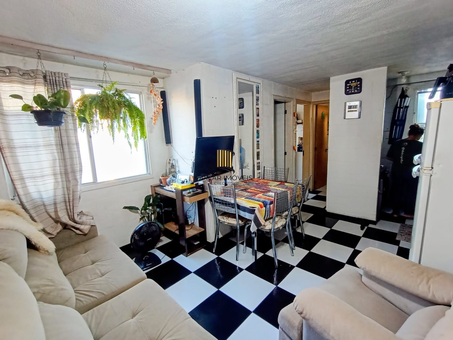 Apartamento de 2 dormitórios e 1 vaga de garagem em Canoas - Pilar Imóveis