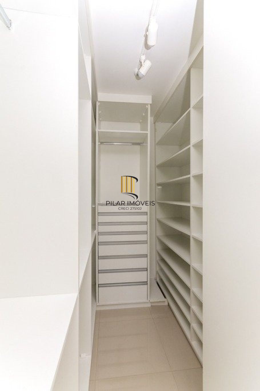 Cobertura à venda com 2 quartos 153 m²  avenida Mariland, São João, Porto Alegre