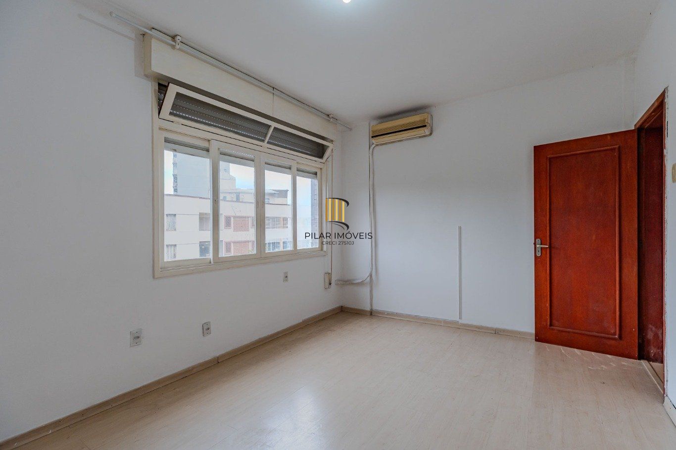 Apartamento de 3 dormitórios no bairro Bom Fim