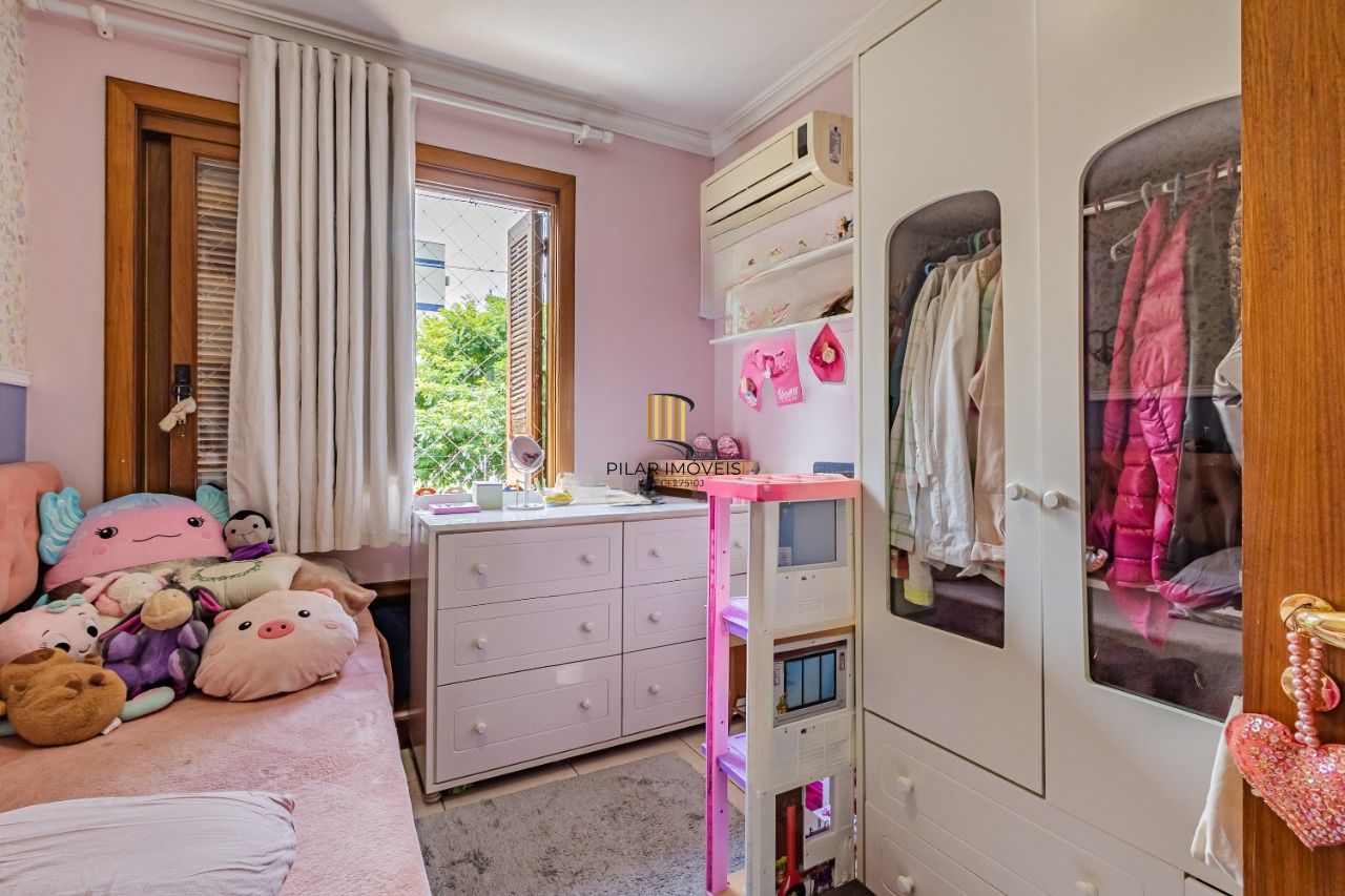 Apartamento 2 Dormitórios, Suíte, Elevador e 2 vagas no Tristeza