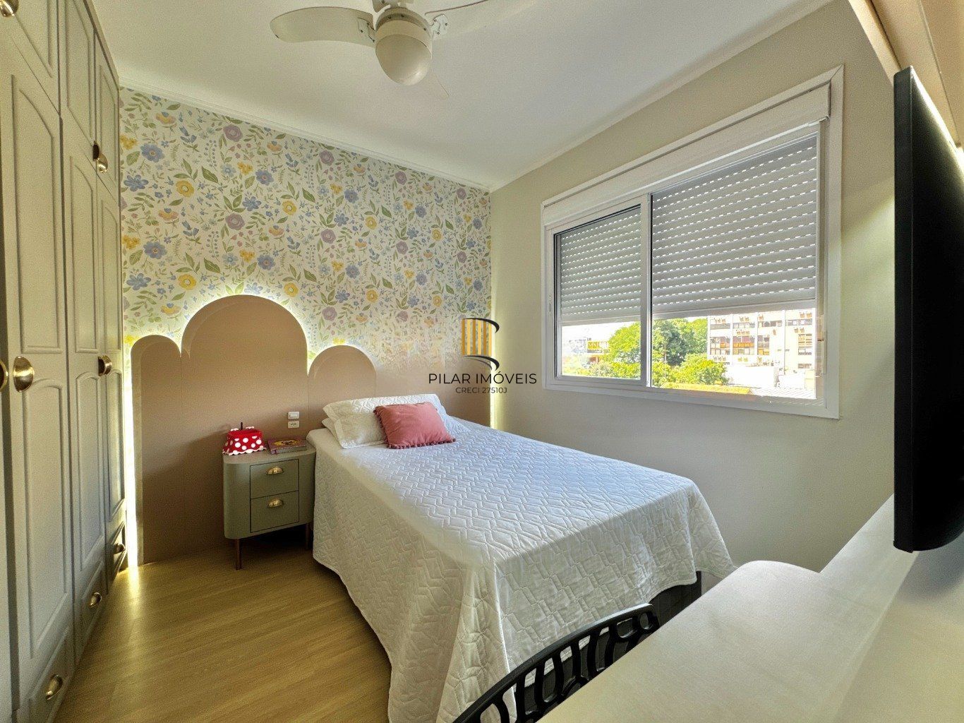 Apartamento de 3 dormitórios, elevador e 1 vaga de garagem em Canoas.
