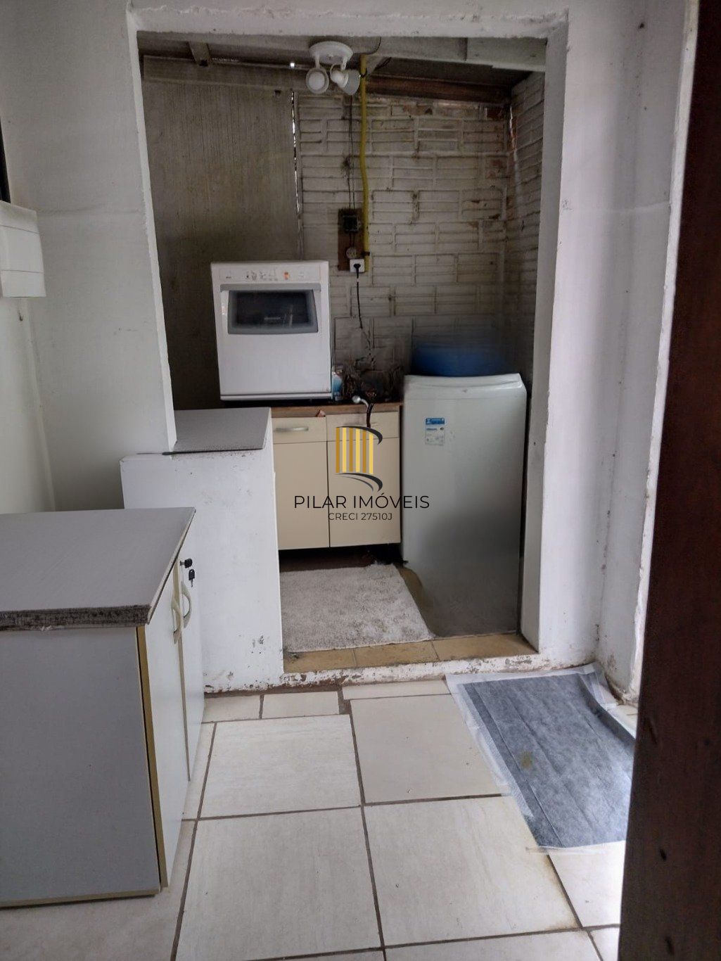 Casa com 3 quartos, 1 vaga de garagem e patio no bairro Jardim Itu