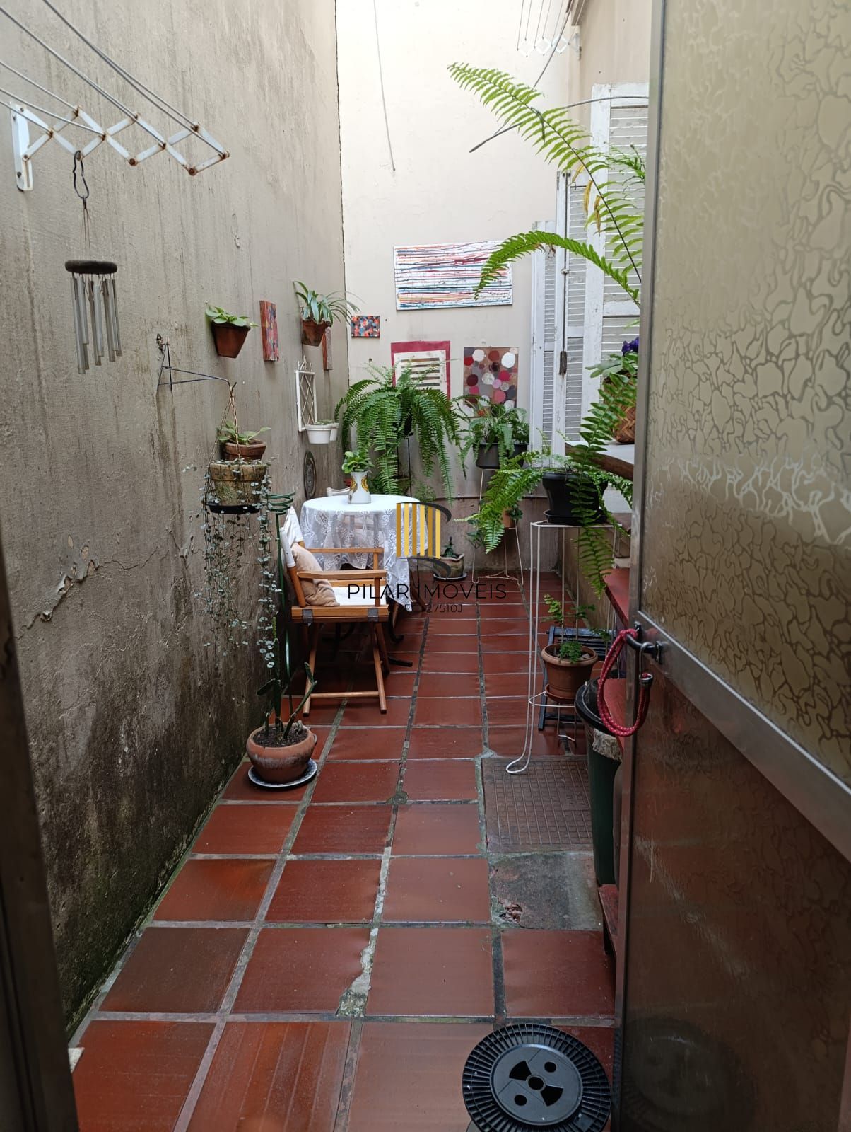 Apartamento térreo de 2 dormitórios no bairro Moinhos de Vento