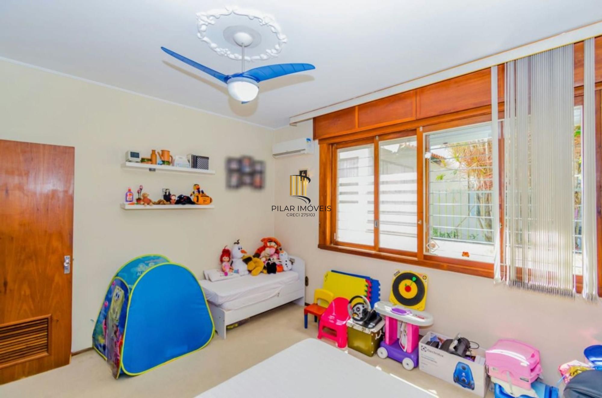 Casa à venda no Jardim Lindóia com piscina e 6 vagas