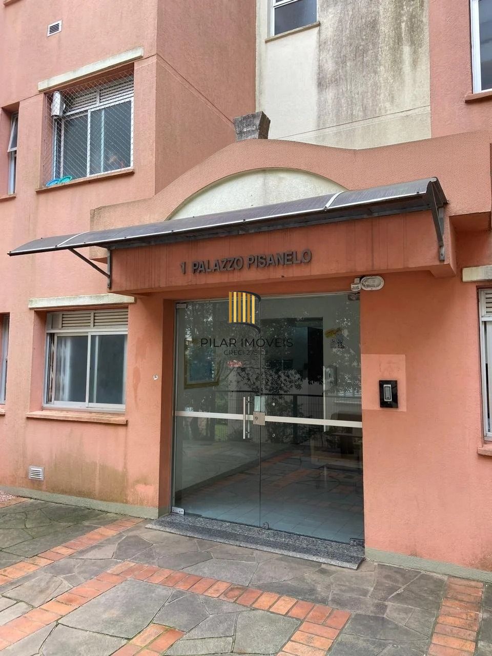 Apartamento 2 Dormitórios com 1 vaga coberta e elevador no Alto Petrópolis