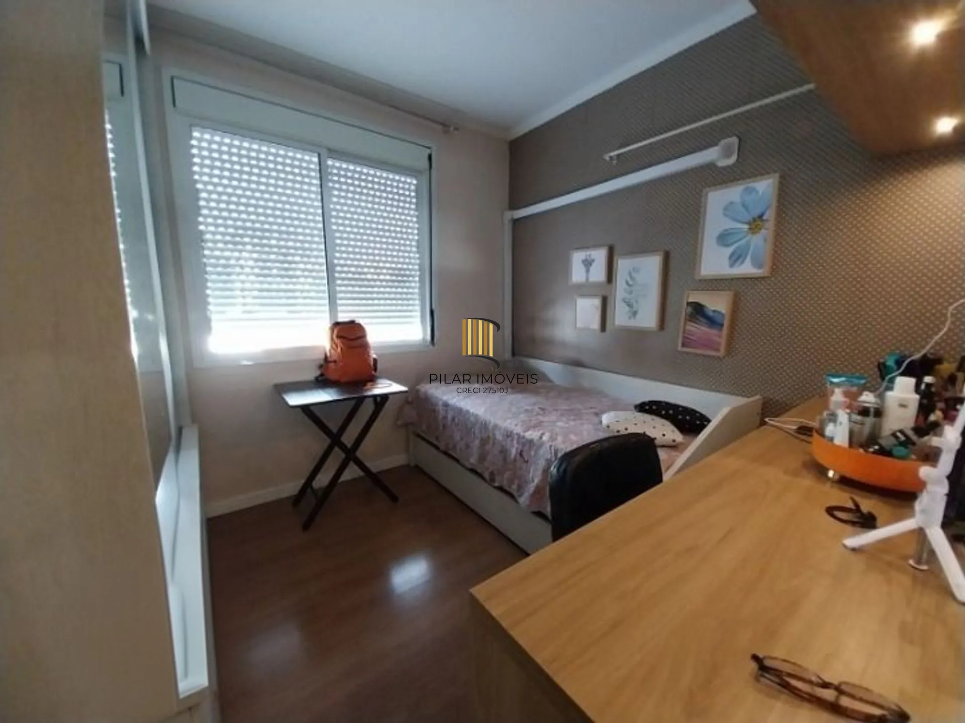 Apartamento de 3 dormitórios, elevador e 1 vaga de garagem em Canoas.