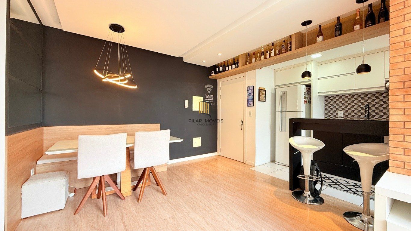 Apartamento 2 dormitórios, 1 suíte, 2 vaga, elevador no  Passo da Areia