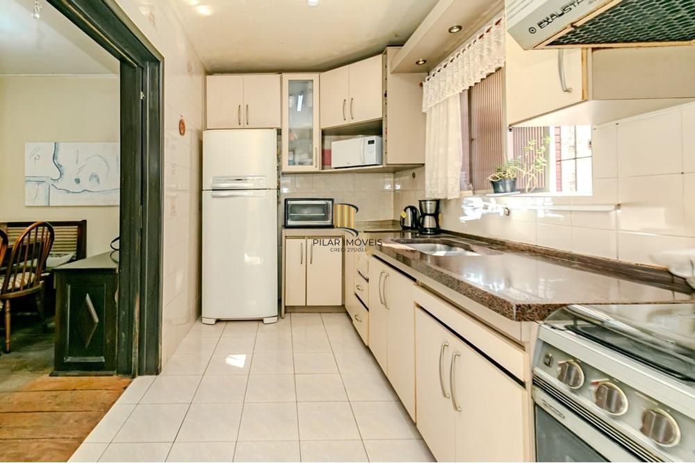 Casa com 3 dormitórios e 185m² no bairro higienópolis