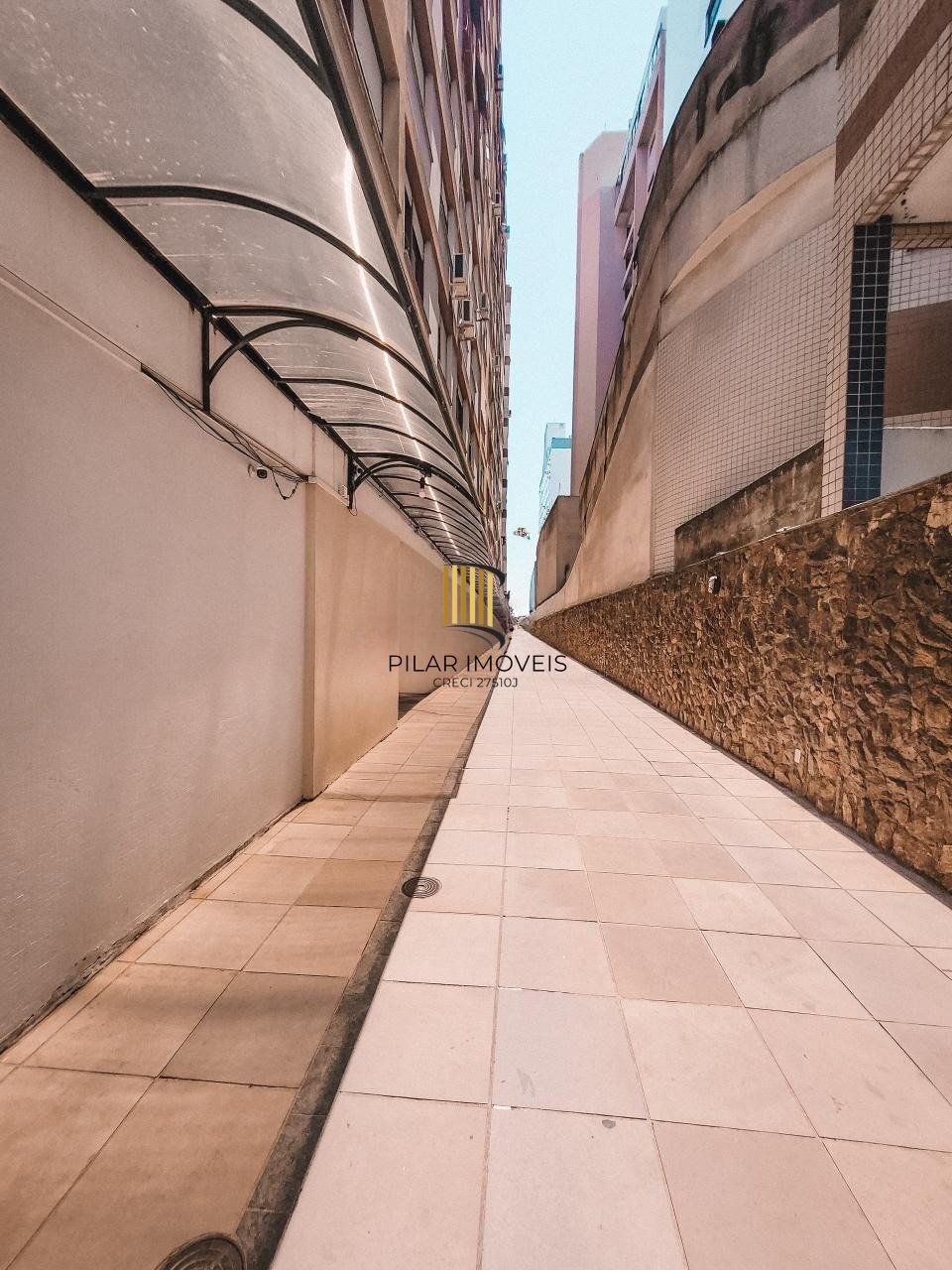 Apartamento JK, 26,48m² privativos a venda na rua General Lima e Silva.