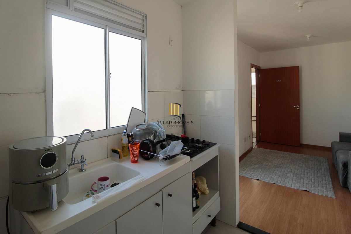 Apartamento 2 dormitórios Linda Vista, 1 vaga e Piscina na Av. Protásio Alves