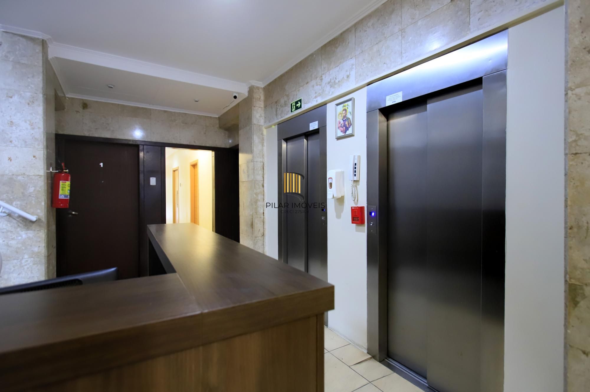 Apartamento 3 quartos com elevador no centro de Porto Alegre para Comprar
