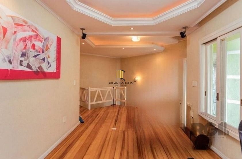 Casa com 4 suítes no Bairro Jardim Itu