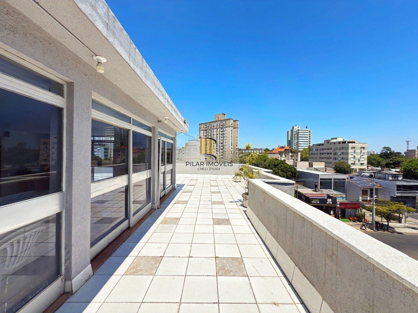 Apartamento com 2 quartos e 1 vaga a venda no bairro Passo da Areia