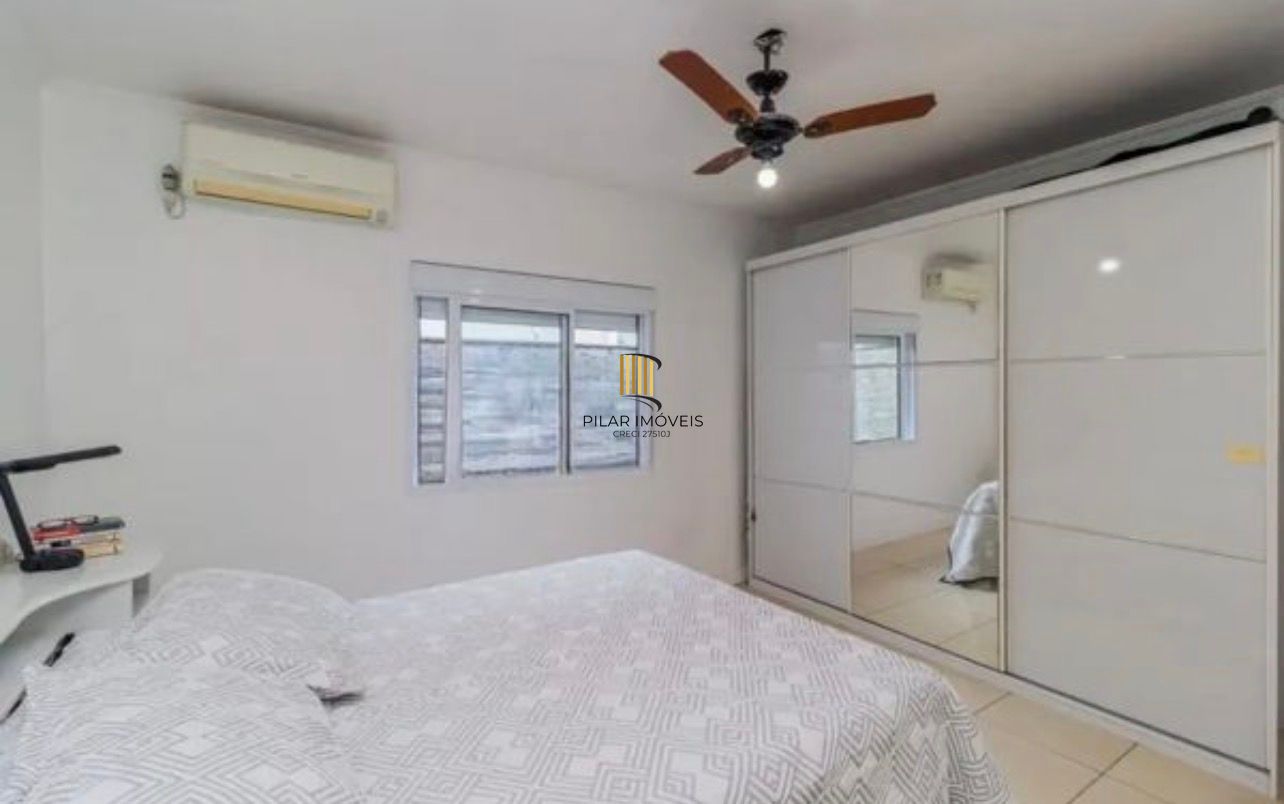 Casa com 3 Quartos e 3 banheiros à Venda, 120 m² por R$ 390.000