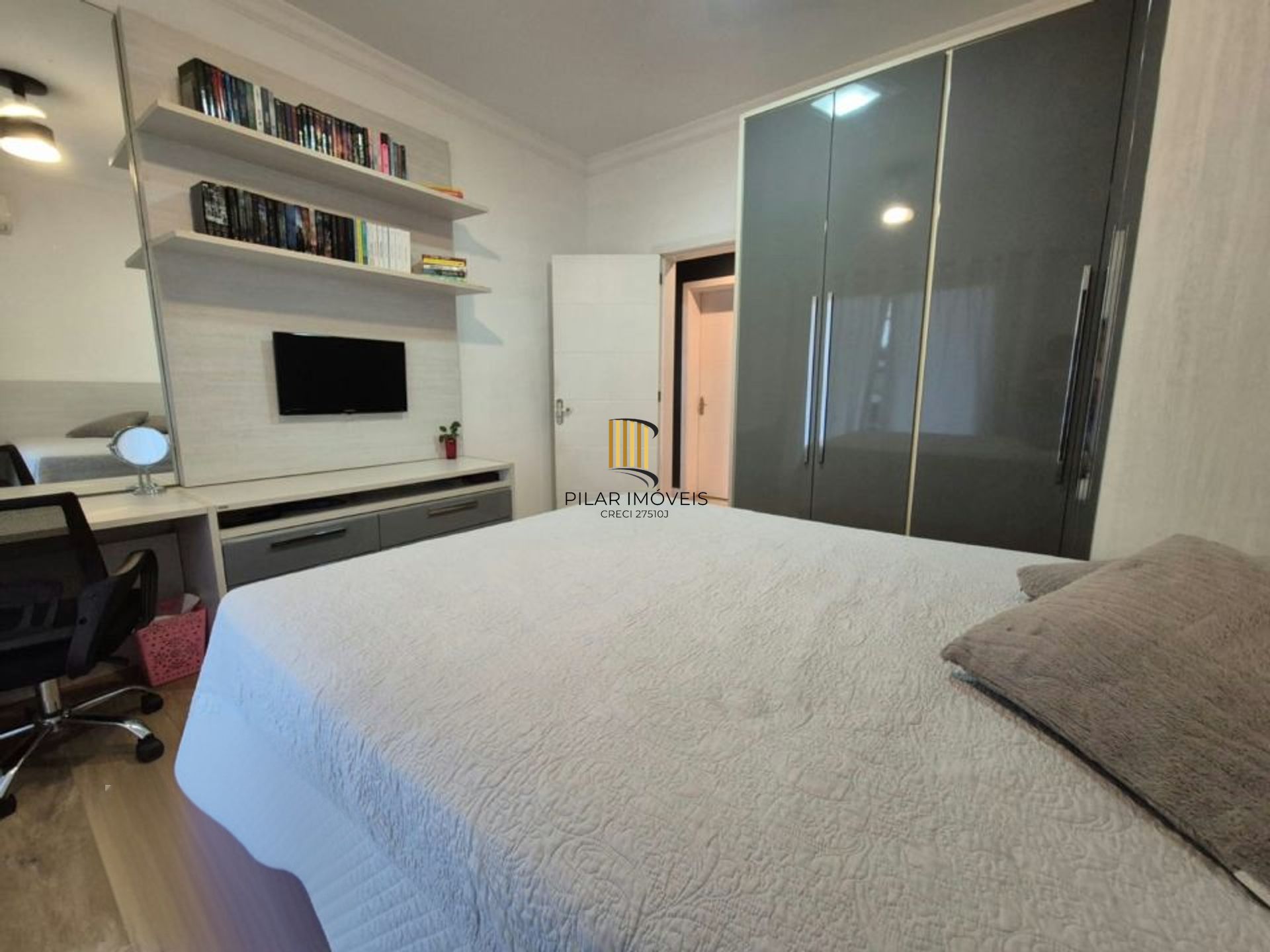 Casa de 3 dormitórios e 2 vagas de garagem coberta Canoas.