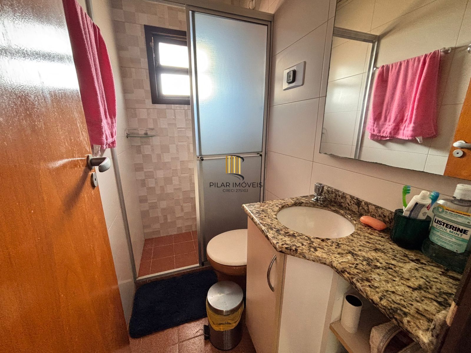 Sobrado 2 dormitórios com suite Condomínio Fechado Capão Novo