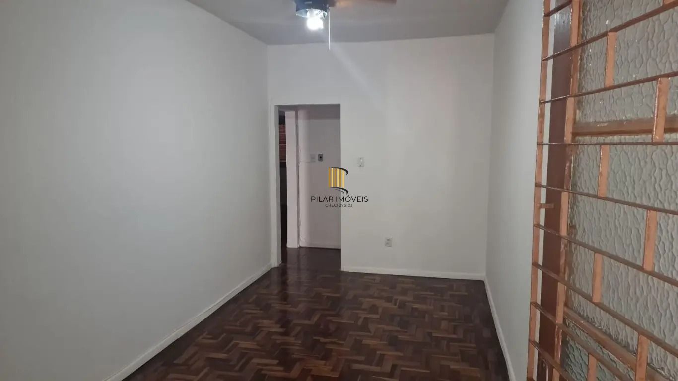 Apartamento térreo com Pátio com 2 quartos e 66m² à venda em Cristo Redentor