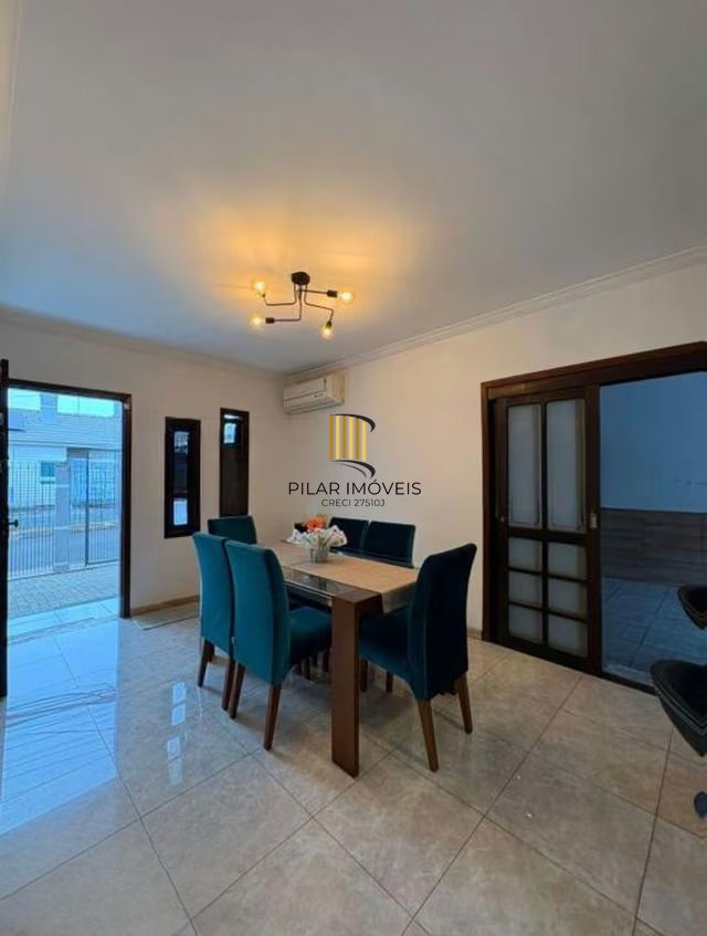 Casa de 3 dormitórios e 1 vaga de garagem em cachoeirinha.