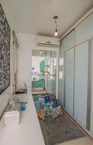 Casa com piscina e 4 suítes no Bairro Vila Ipiranga